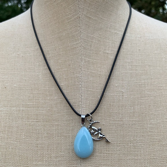 Handmade Teardrop Stone Amulet with Fairy Angel Star & Moon Charm - Picture 3 of 9